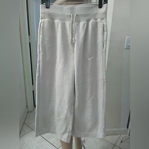 NWOT CAPRI Nike Cream Wide-Leg Drawstring Sweatpants "SO COOL + COMFY" THICKER M